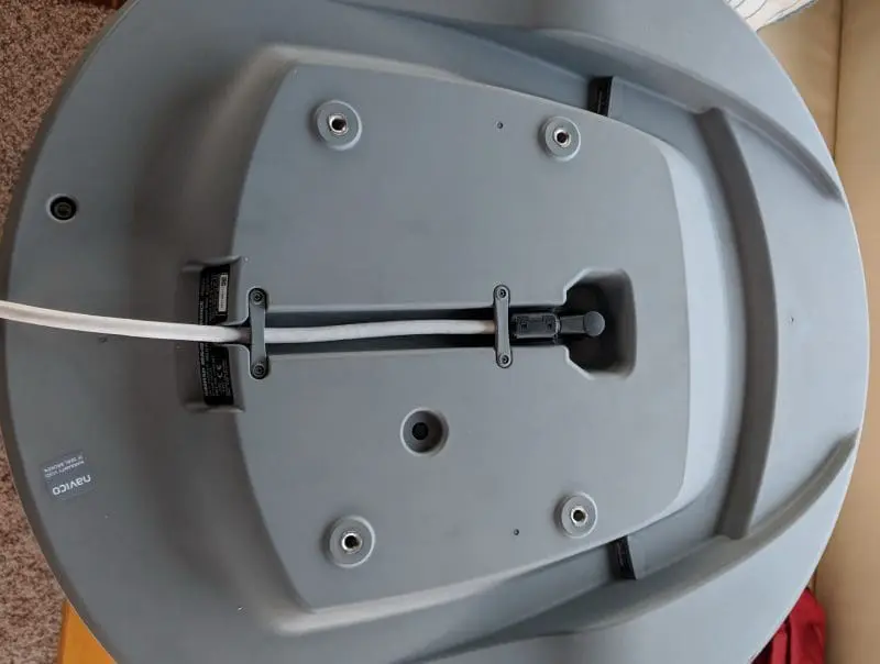 Navico (Simrad, B&G, and Lowrance) Halo24 radar underside