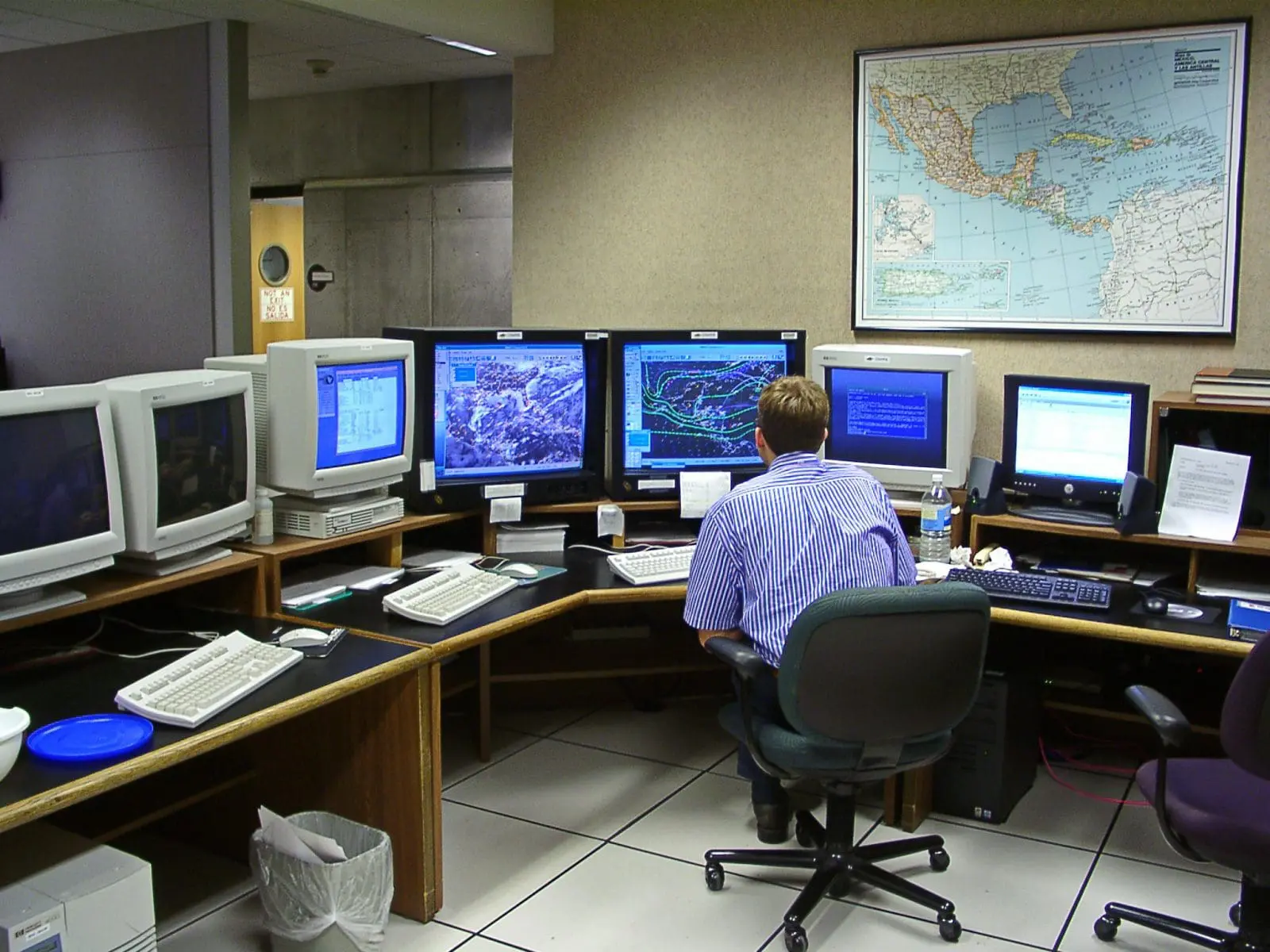 High tech NHC meteorologist station circa 2003