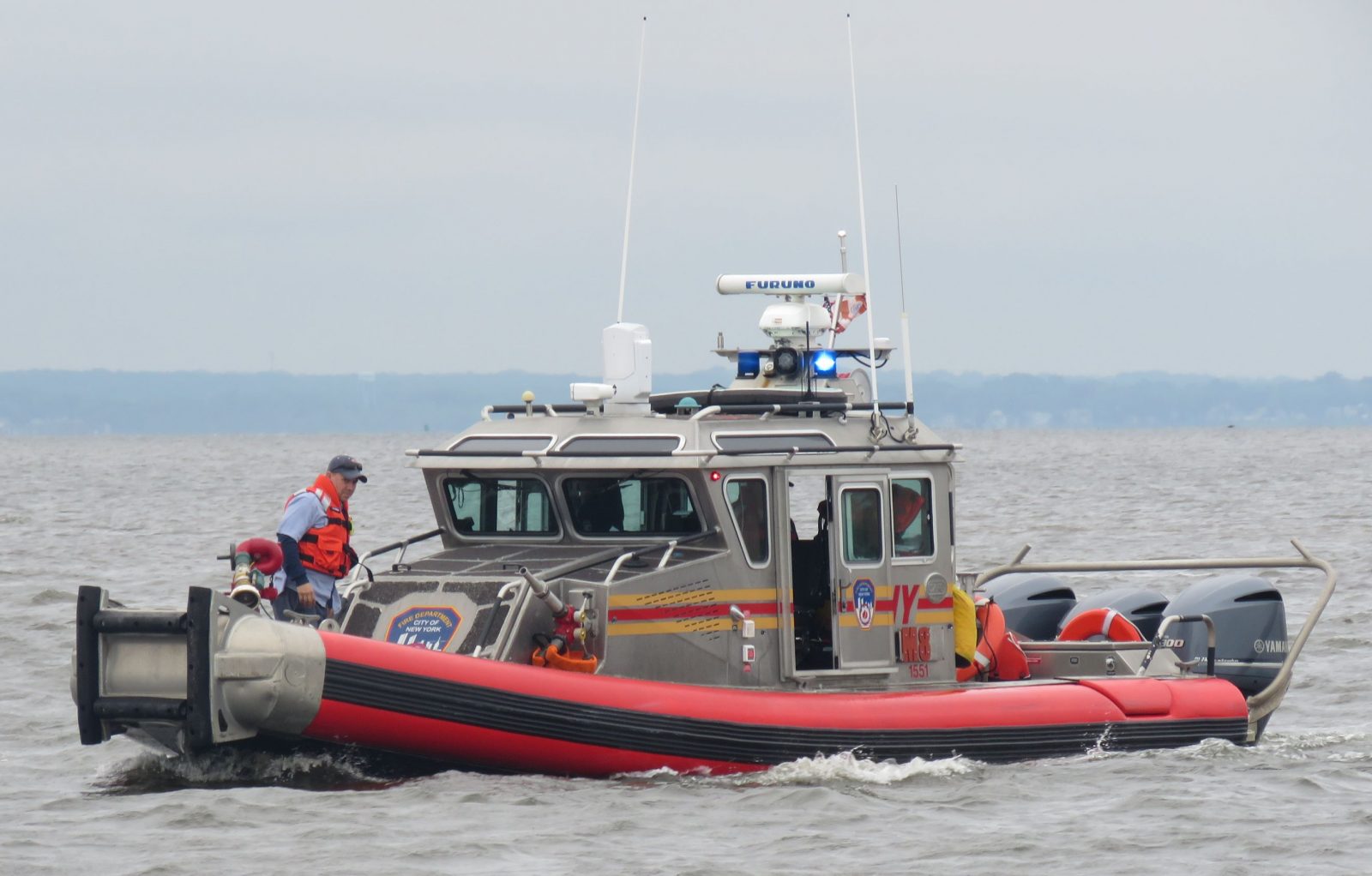 FDNY quick response rescue boat