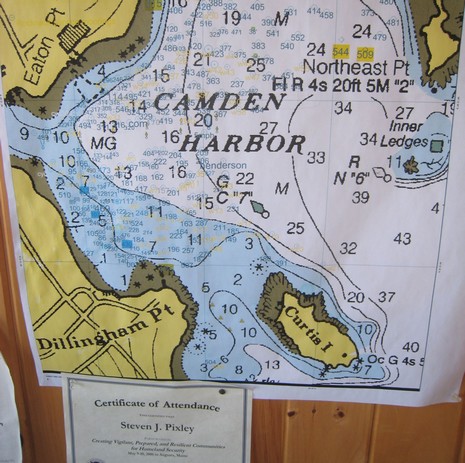 Camden_Harbor_moorings_The_Capn_cPanbo