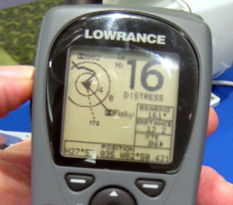 Lowrance_VHF_GPS_prototype2_cPanbo