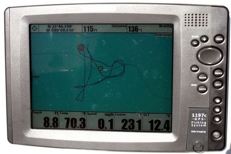 Minn_Kota_I-Pilot_demo_Miami_Humminbird_1197c_screen_cPanbo.JPG