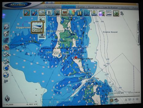 garmin 2010c chartplotter with navionics gold card