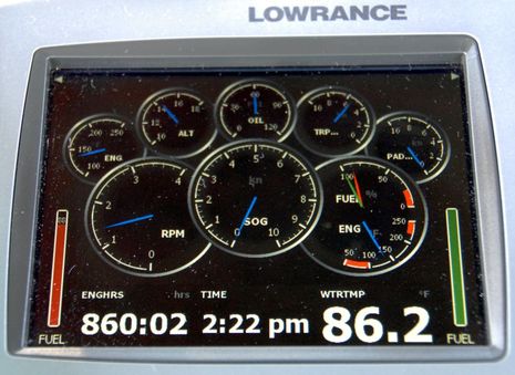 Mas-Tech_M200_on_Lowrance_HDS7_courtesy_Jeffrey_Schwartz.jpg