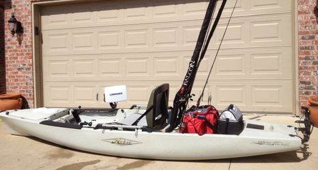 Hobie/Lowrance fishing kayak & Simrad TripIntel - Panbo