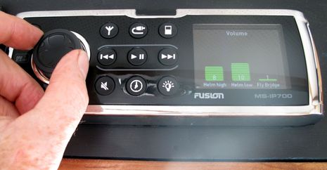 Car Touch Screen Stereo not Working- Fixing Solutions - ElectronicsHub