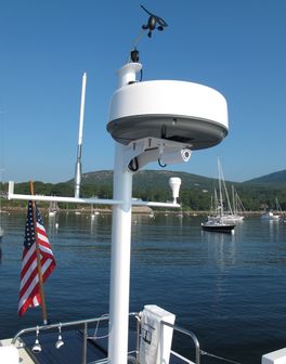 Maine_Cat_P47_Audrey_Louisa_antenna_farm_cPanbo.jpg