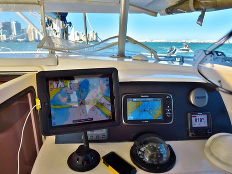 Navionics Raymarine integration cPanbo.JPG