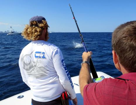 Adam_Hyde_w_sailfish_Garmin_demos_cPanbo.JPG