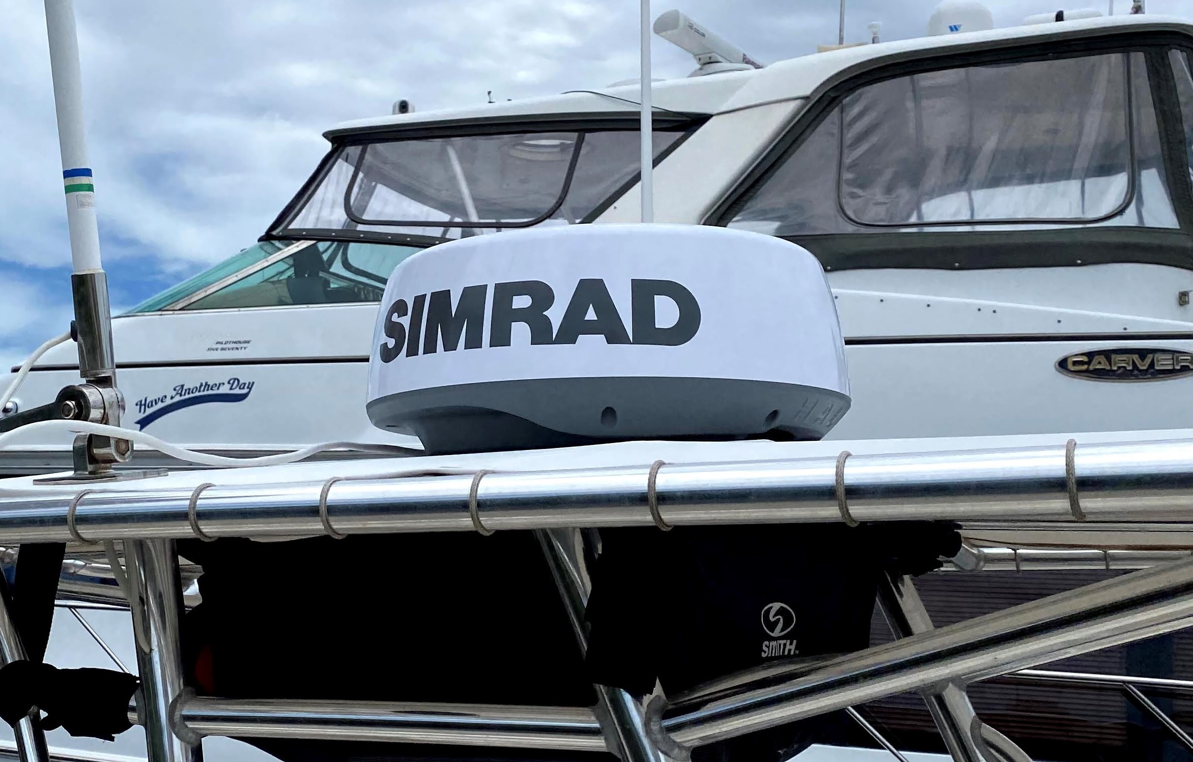 Simrad Go12 XSE And Halo20 Capable And Cost effective Small Boat 