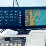 Q-DualDisplay-Underway-cPanbo